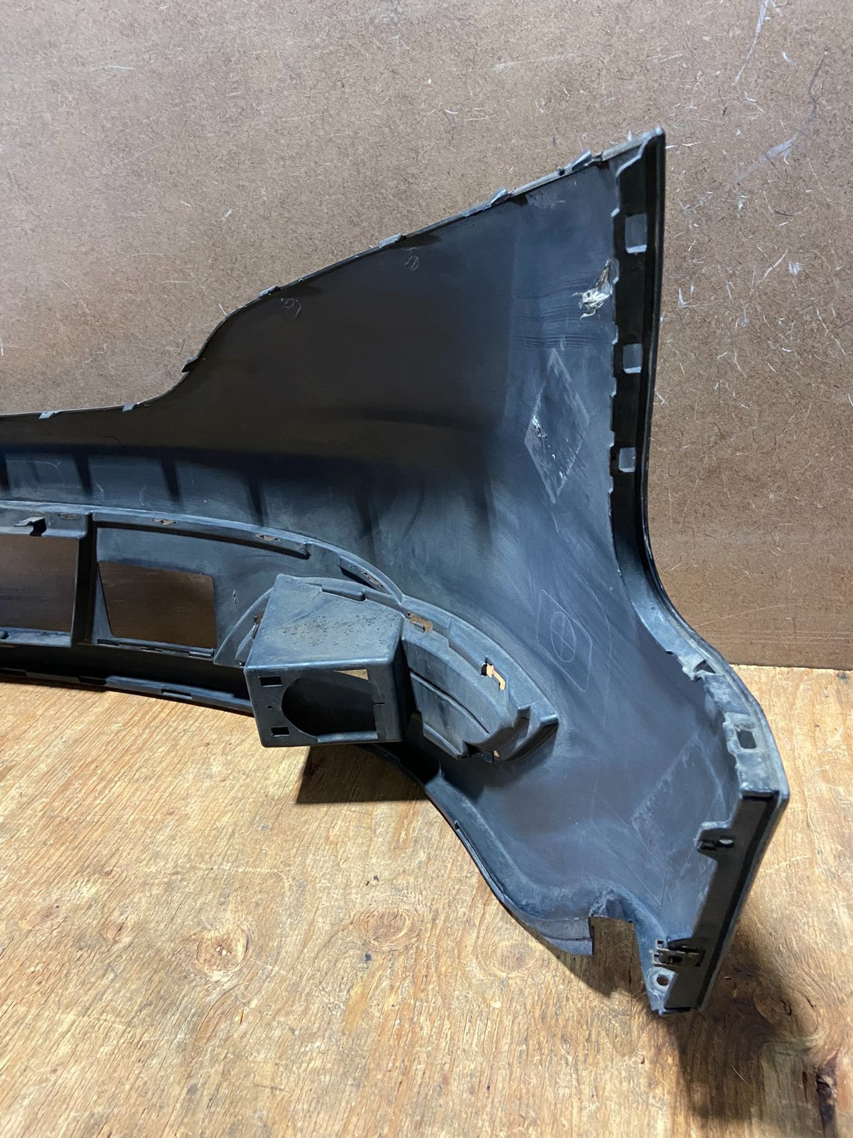 2013 to 2019 Lincoln MKT Front Bumper Cover AA92795