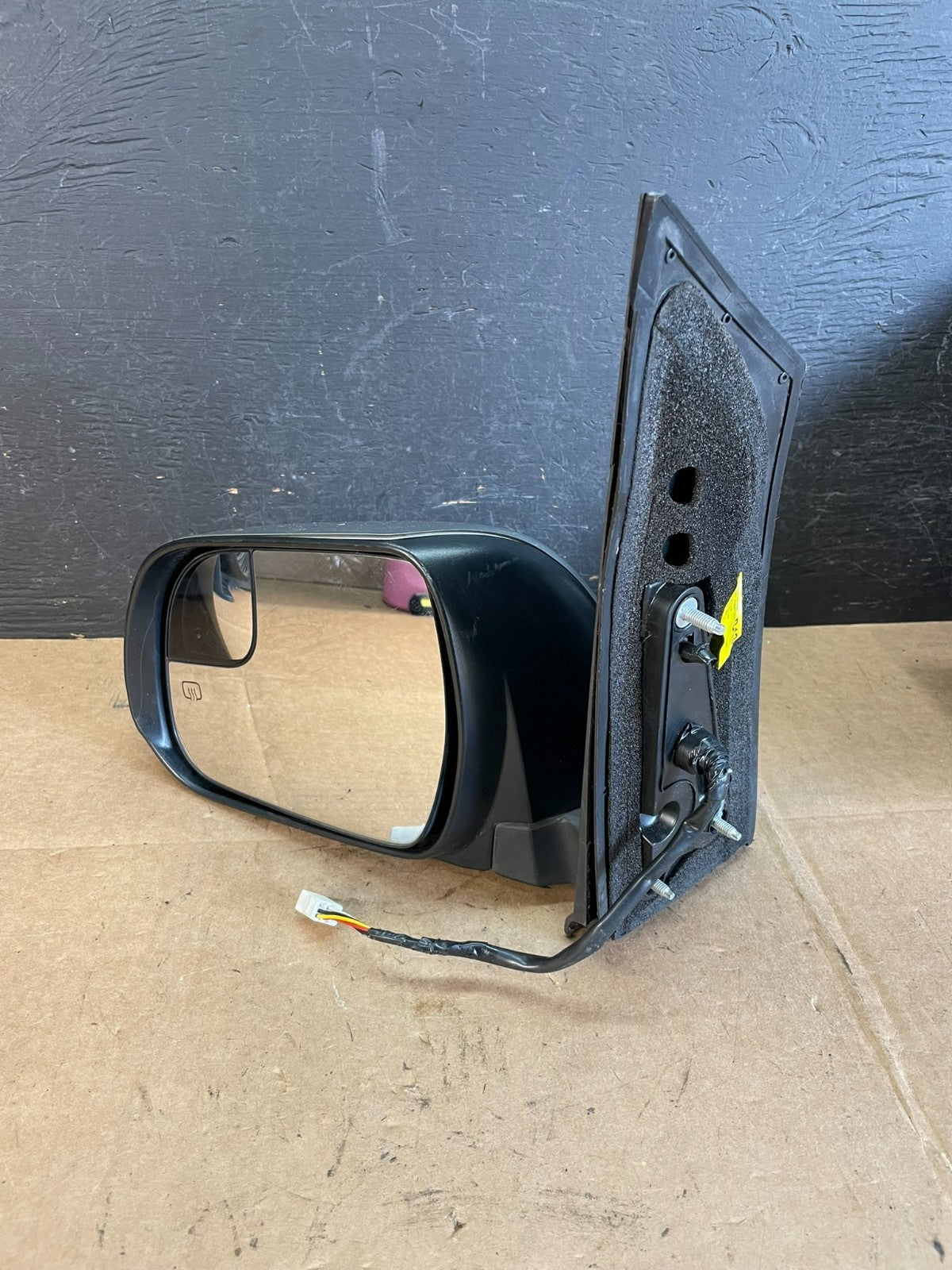 2011 to 2014 Toyota Sienna Left Driver LH Heated View Mirror AE1031 DW2