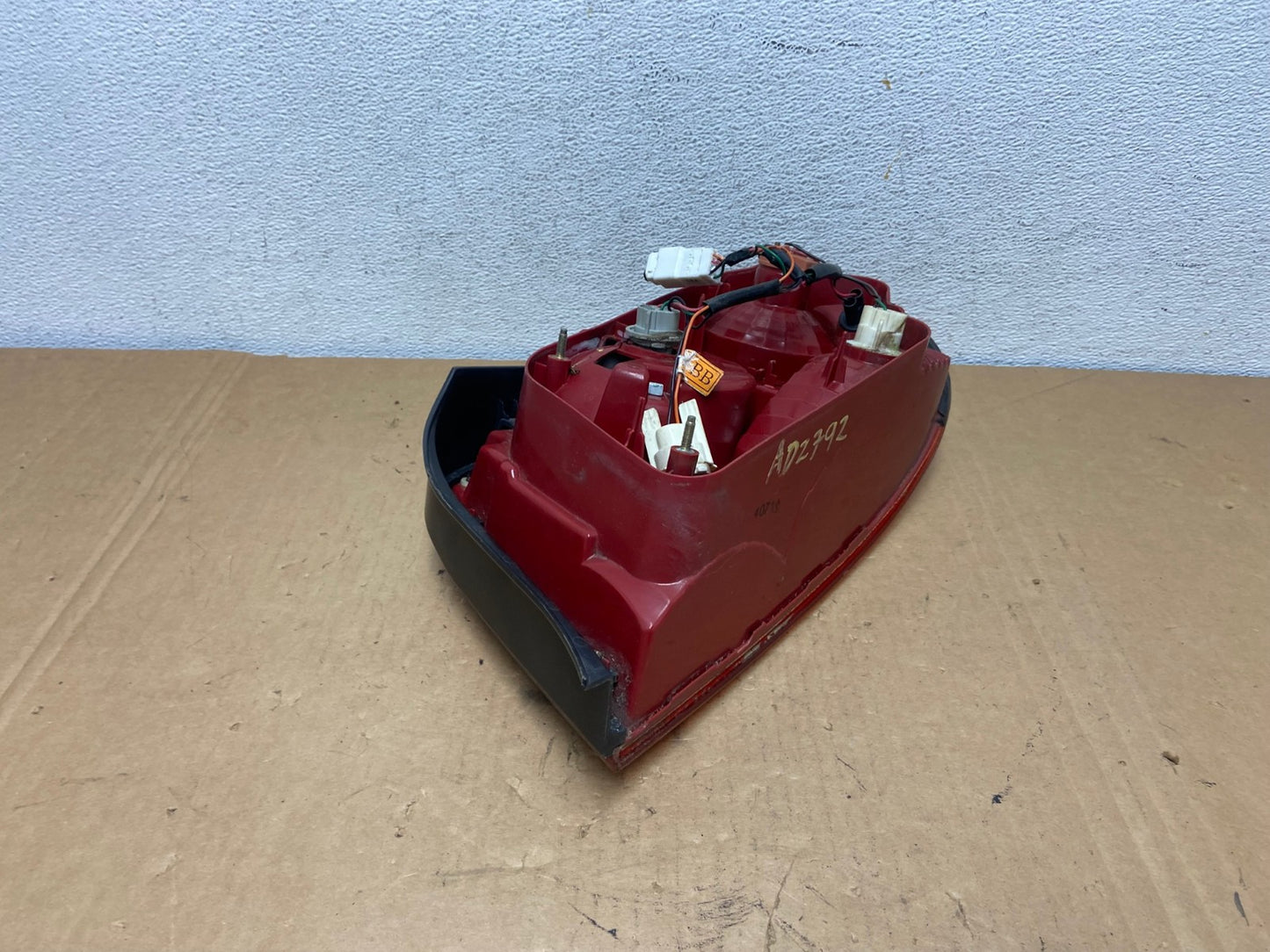 2002 to 2005 Hyundai Sonata Left Driver Lh Side Tail Light AD2792 LK6