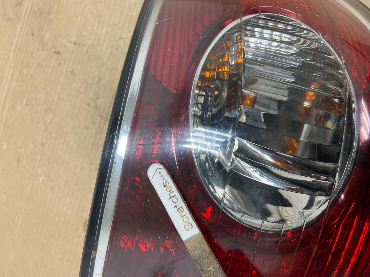 2002 to 2004 Lexus ES300 ES330 Right Passenger Side Tail Light AG9028 LK3