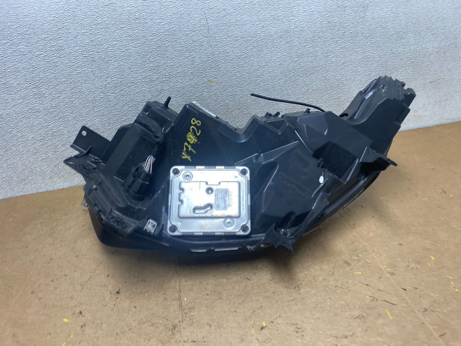 2020-2023 Ford Explorer Right Passenger side LED Police Headlight OEM X7428 GD7