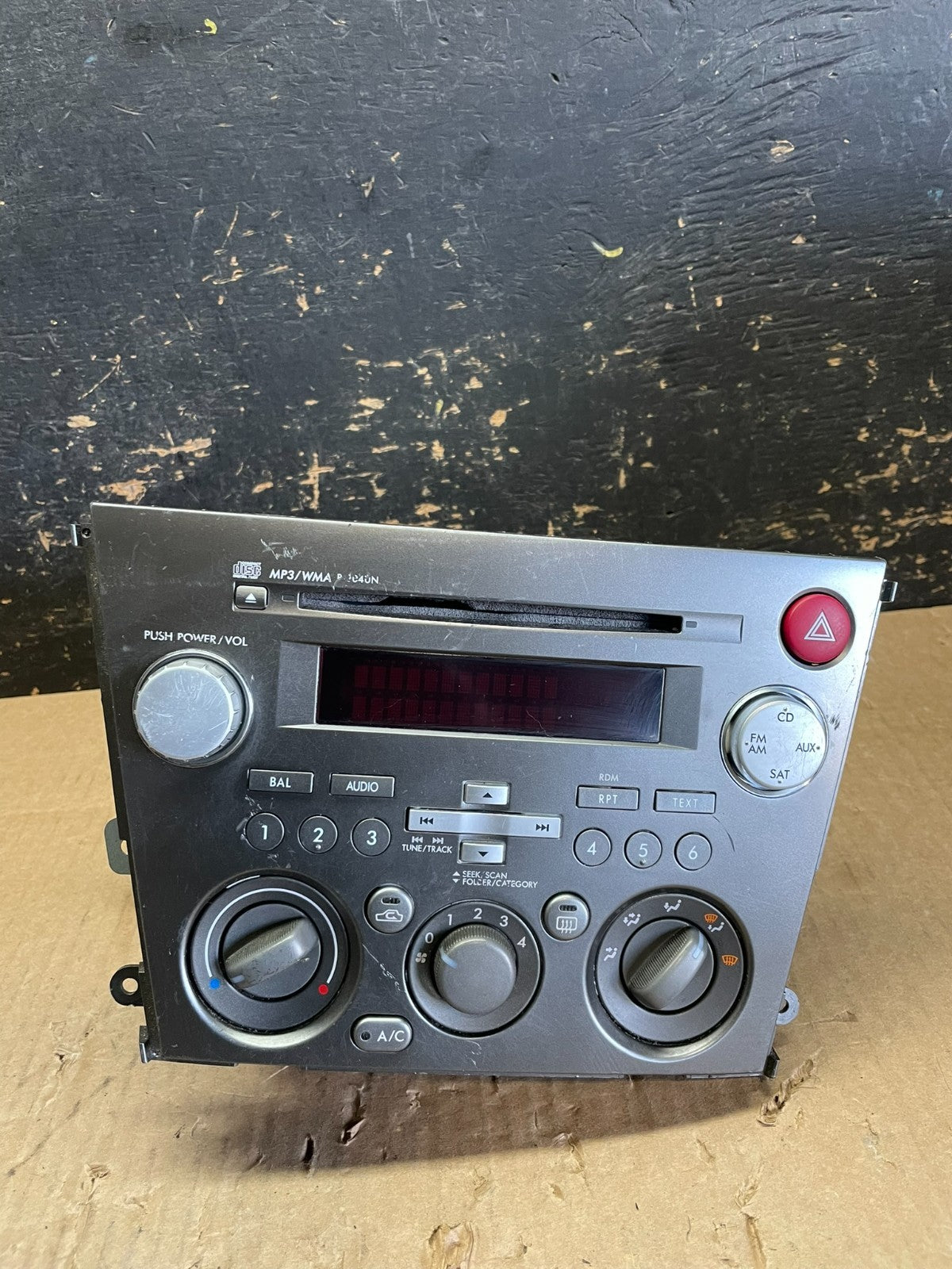 2007 - 2009 Subaru Legacy Outback Audi Radio CD Player AB3108  DG0