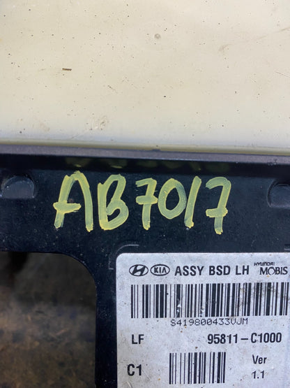 2015 to 2017 Hyundai Sonata Rear Blind Spot Alert Sensor OEM ab7017 DG3