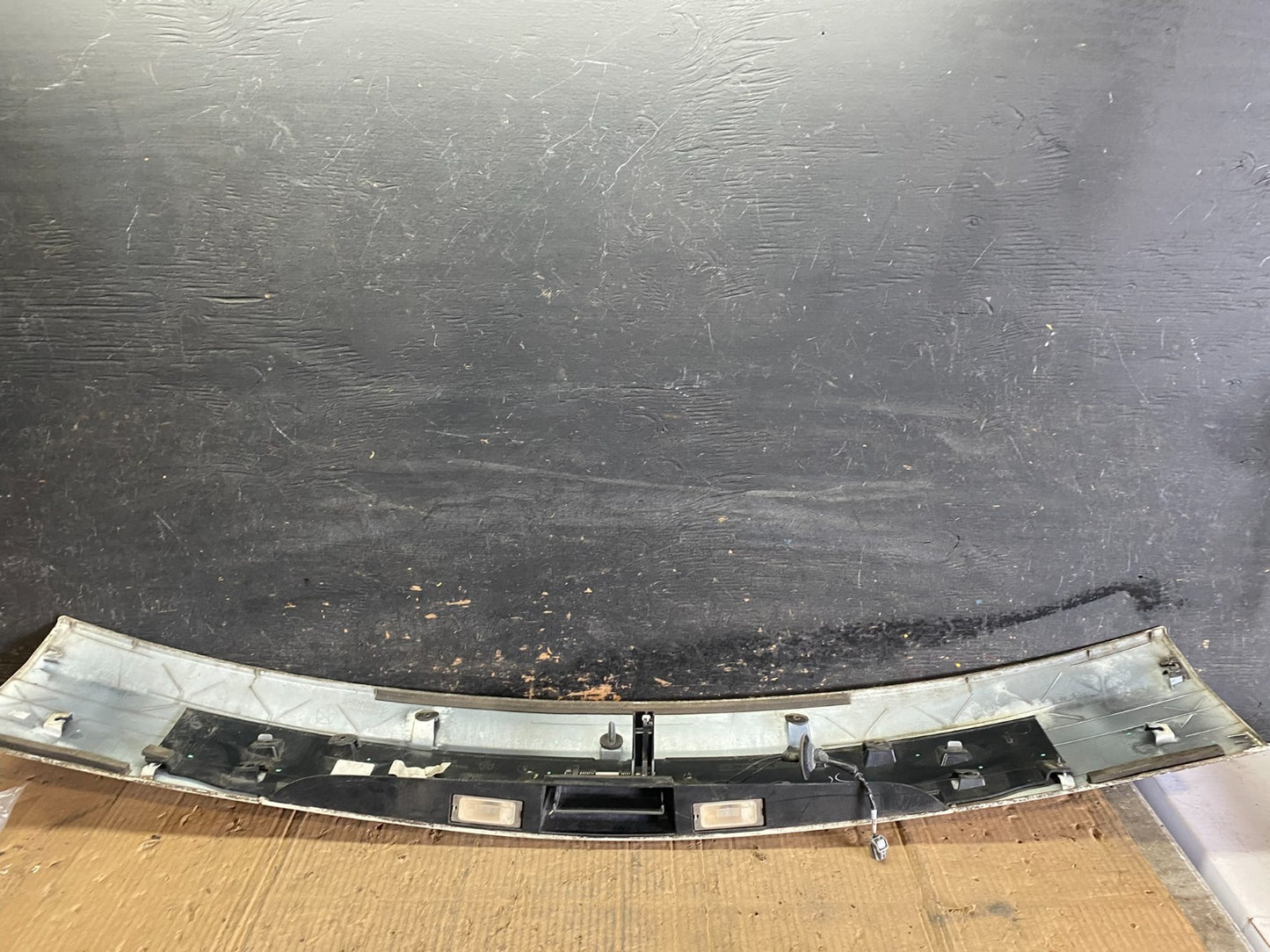 2011-2018 Dodge Grand Caravan Rear Tail Gate Trim Molding Panel OEM s8766 DG8
