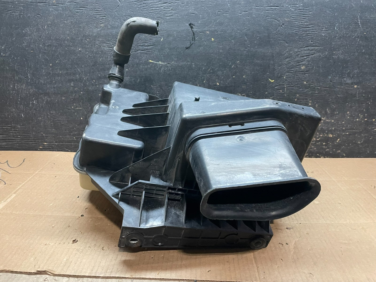 2011-2016 Ford F250 F350 Engine Coolant Reservoir Tank Air Cleaner Box y1736 DG5