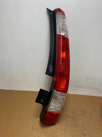 2005 to 2006 Honda Cr-v Crv Right Passenger Side Tail Light AE0629 LK2