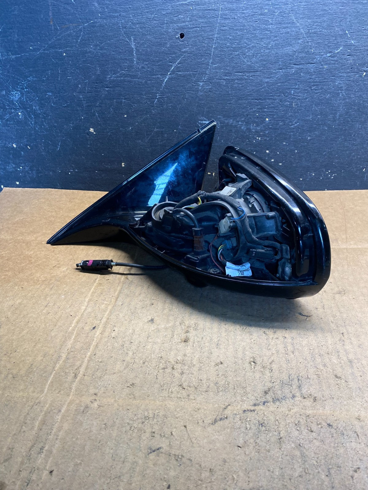 2016 to 2019 Mercedes C-Class Left Side Mirror With Blind Spot & Camera AB39022