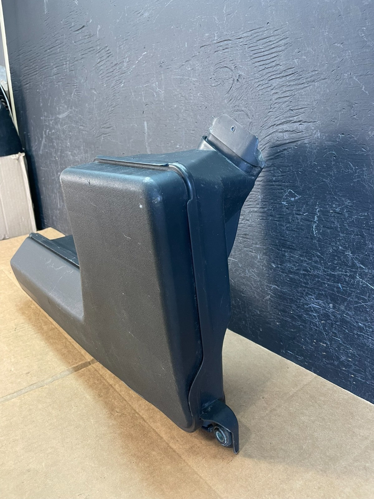 2013-2016 Nissan Pathfinder Upper Air Intake Duct AE0888 DG1
