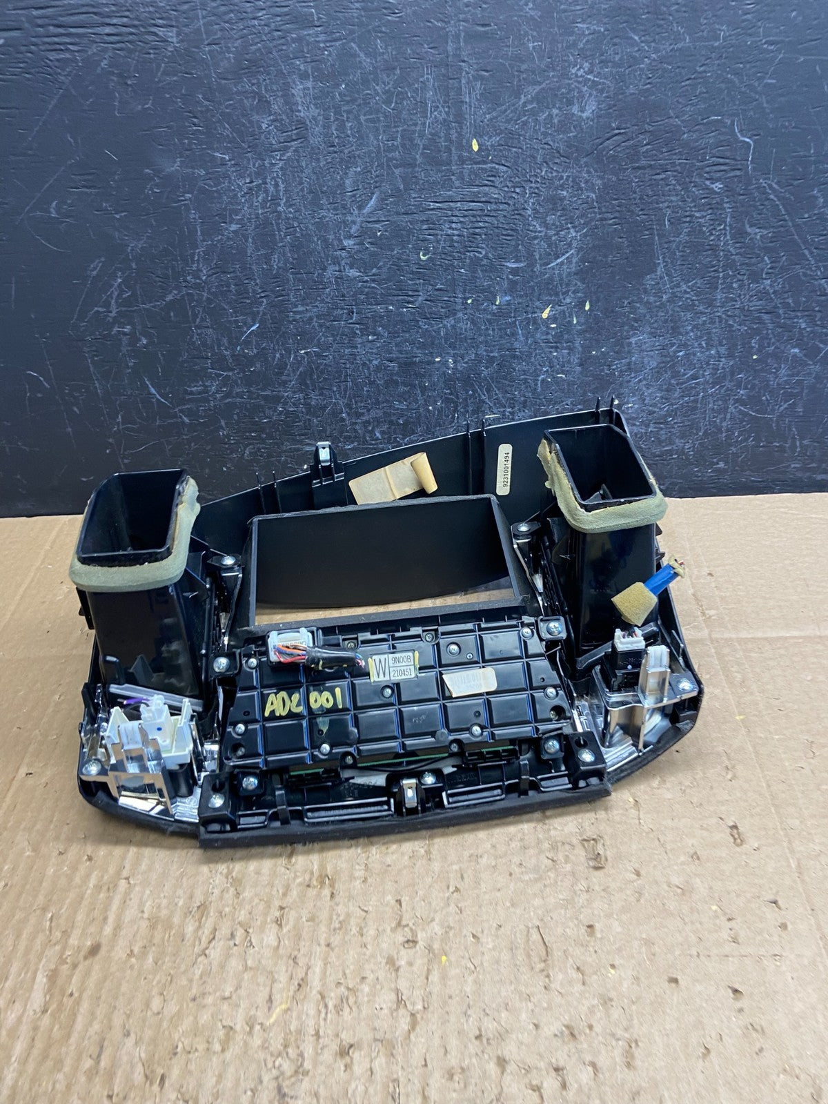 2009 to 2014 Nissan Maxima Radio Audio Panel Control Bezel Trim AD2001 DG4