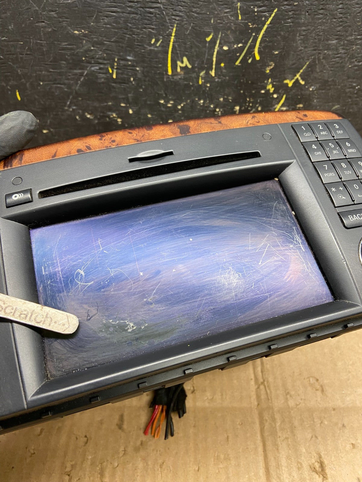 2010-2012 Mercedes W251 R350 Head Command Navigation Radio 6 CD Player AB1764 DG3