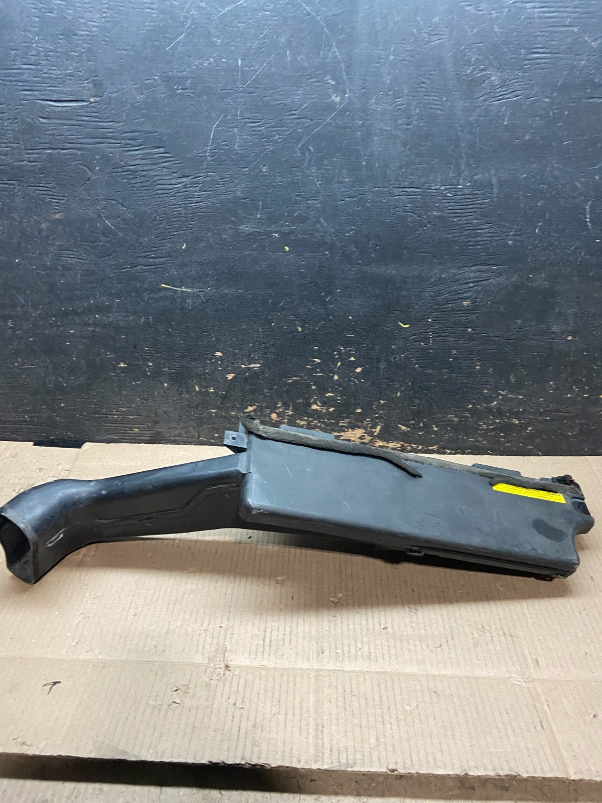 2003 to 2007 Nissan Murano Upper Air Intake Duct X7685 DG0