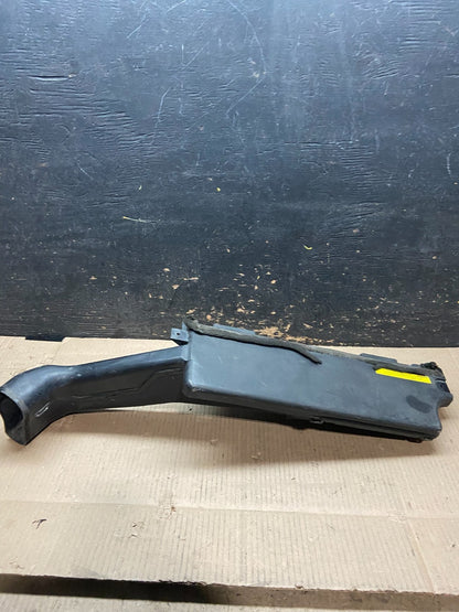 2003 to 2007 Nissan Murano Upper Air Intake Duct X7685 DG0