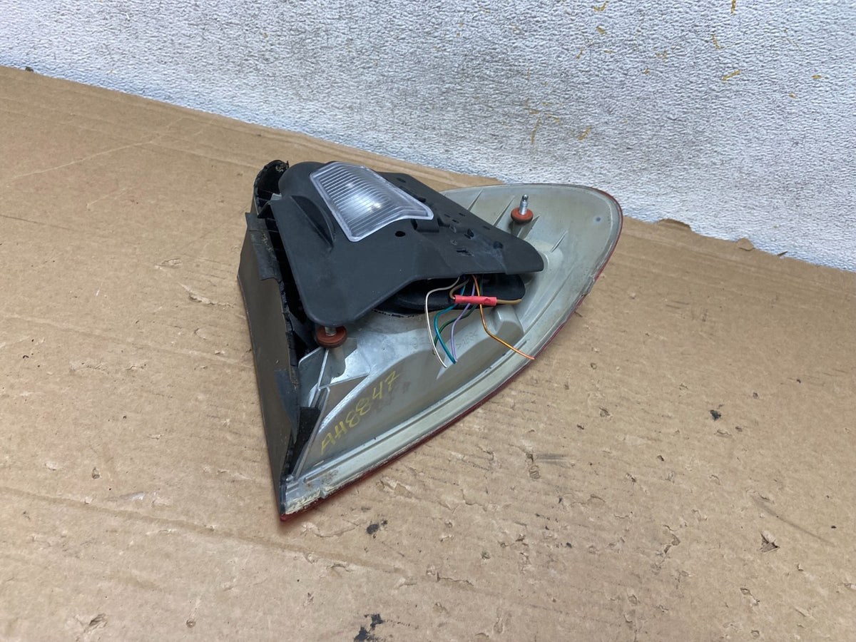 1999-2001 Bmw 3 E46 325i 328i 330i Coupe Left Driver LH Tail Light AH8847 DG5