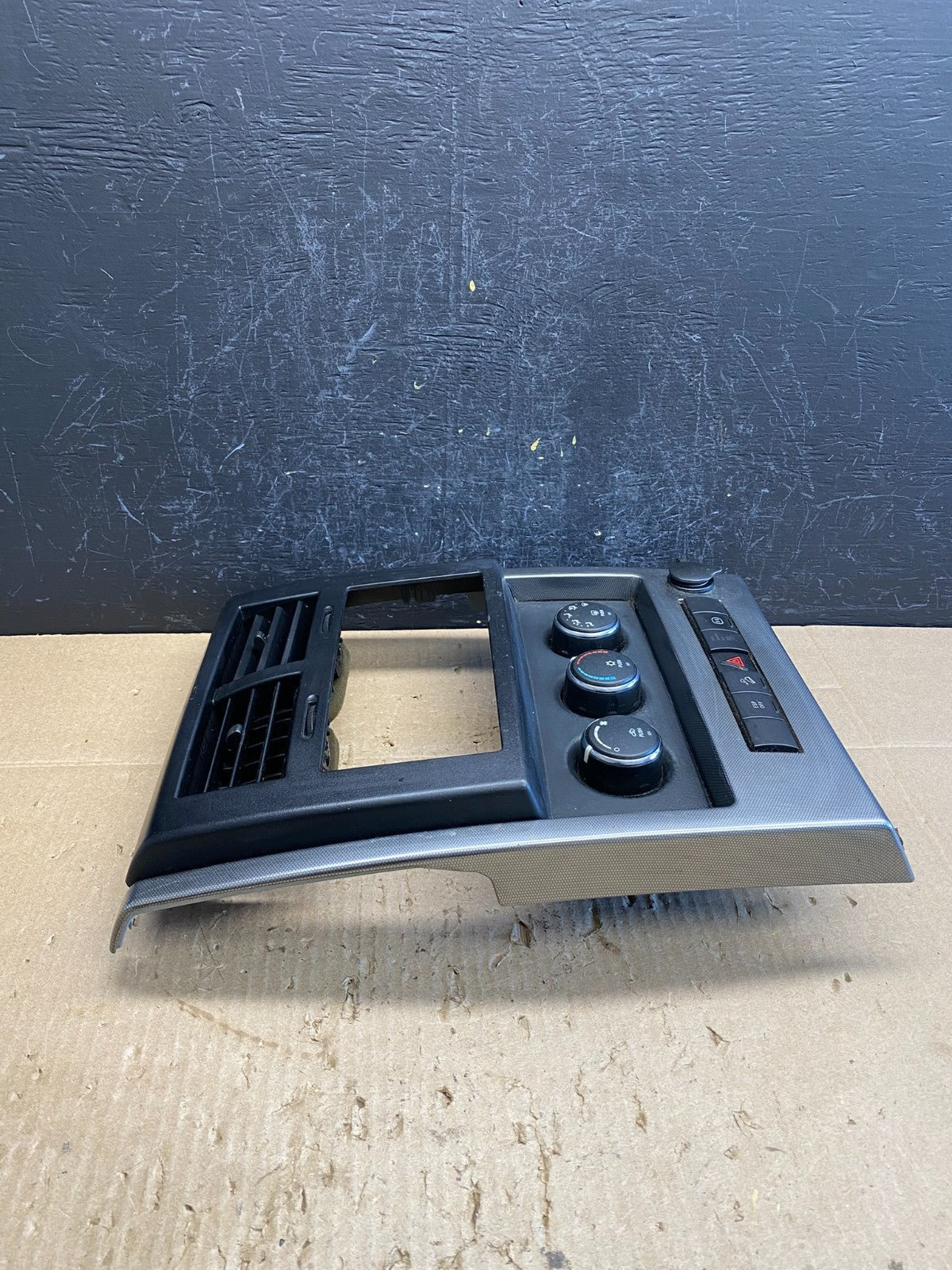 2008 to 2012 Jeep Liberty Dash Climate Temperature Control Radio Bezel AC9086 DG1