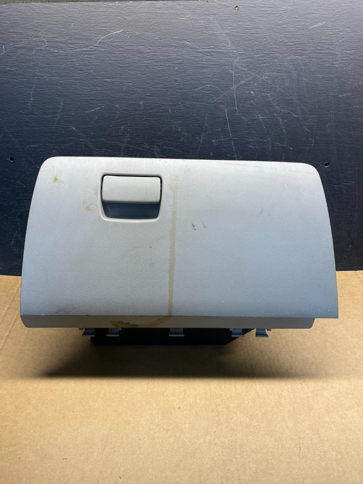 2010-2017 Chevrolet Equinox Right Passenger Side Glove Box ah7071 DG0