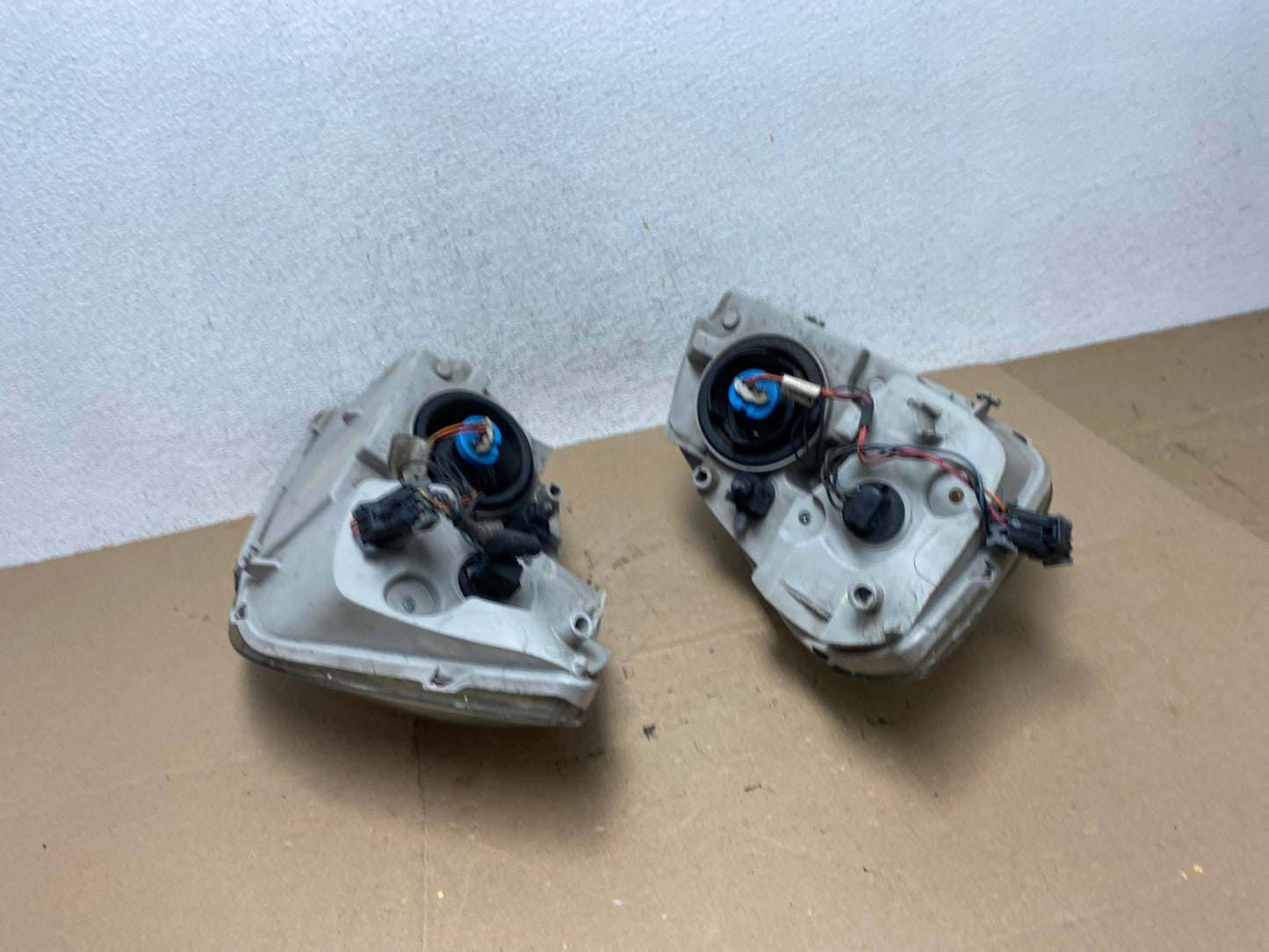 2005 - 2010 Chevrolet Cobalt Sedan Left+Right Headlights AF4422 LK9