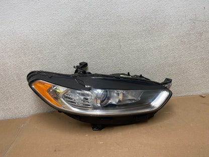 2013 to 2016 Ford Fusion Right Passenger Rh Side Headlight AA9853 DW0