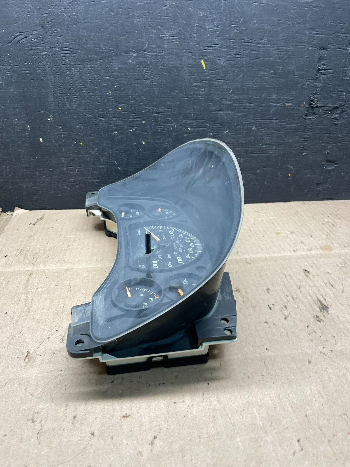 2003 to 2007 Chevrolet Express Speedometer Cluster Gauge L1688 OEM DG3