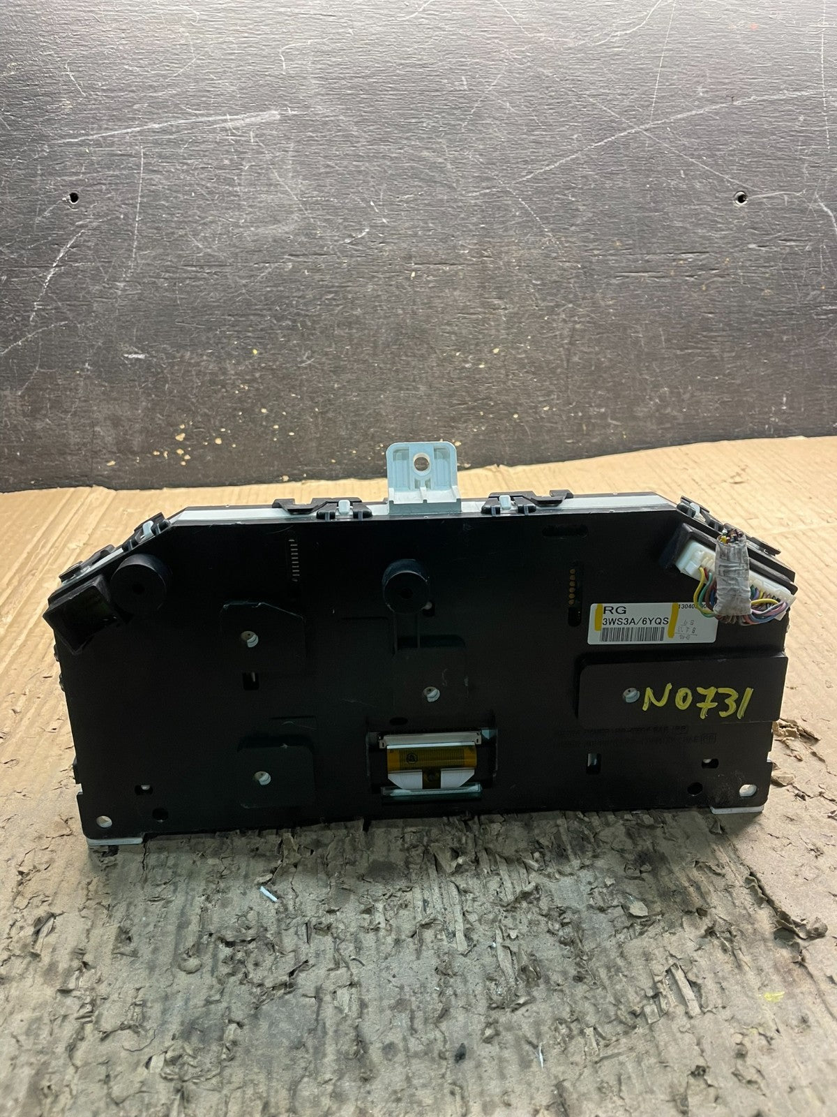 2011 to 2017 Nissan Quest Speedometer Cluster Gauge Dashboard x9851 DG8