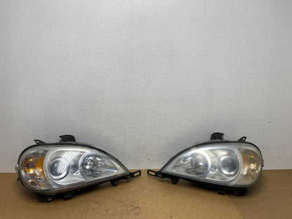 2002 - 2005 Mercedes ML ML350 ML500 Left+Right Side Halogen Headlights AC1836 DW0