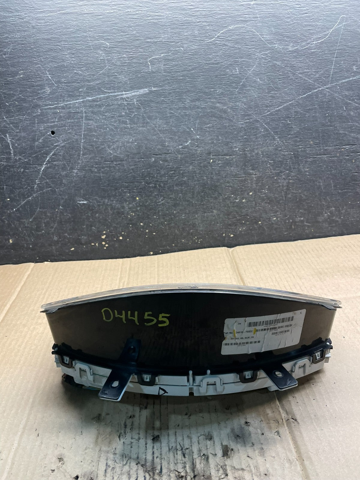 2005 to 2007 Nissan Titan Armada Speedometer Cluster Gauge Bezel x1026  DG4
