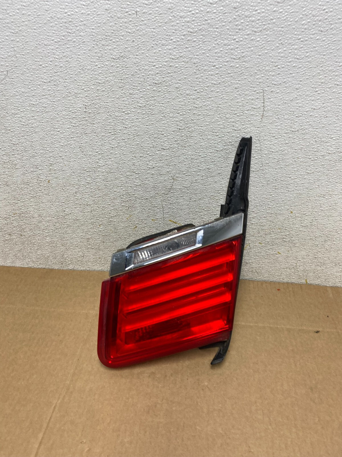 2009 - 2012 Bmw 7-Series F01 F02 750i Right Passenger Inner Tail Light O6681 DW0