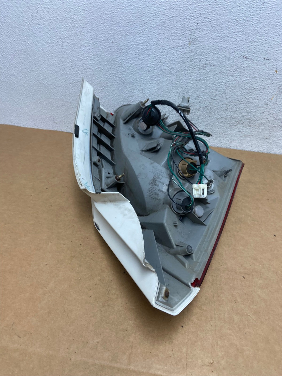 2004 2005 2006 2007 2008 Nissan Maxima Right Passenger Tail Light AD4441 LK8