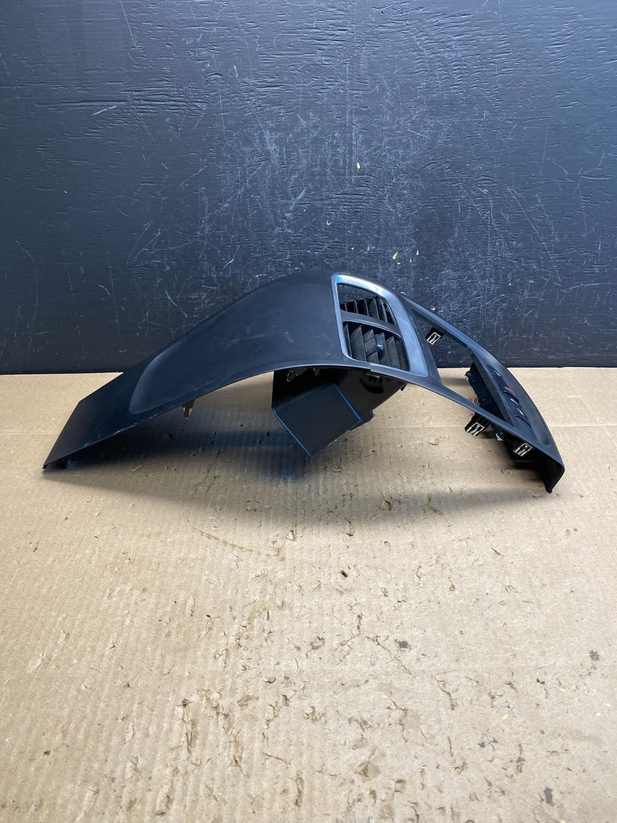 2011 - 2014 Dodge Avenger Center Dash Black Radio Trim Bezel Panel AC6815 DG1
