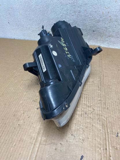 2011 2012 2013 2014 Chrysler 200 Right Passenger Halogen Headlight AI6840 DW8
