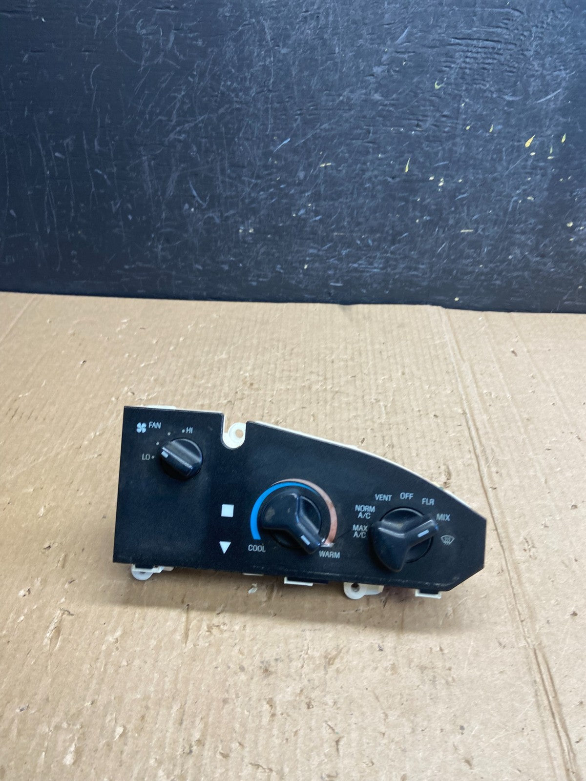 1997-2014 Ford Van Econoline E150 E250 Heater Climate Fan Control AE4007 DG0