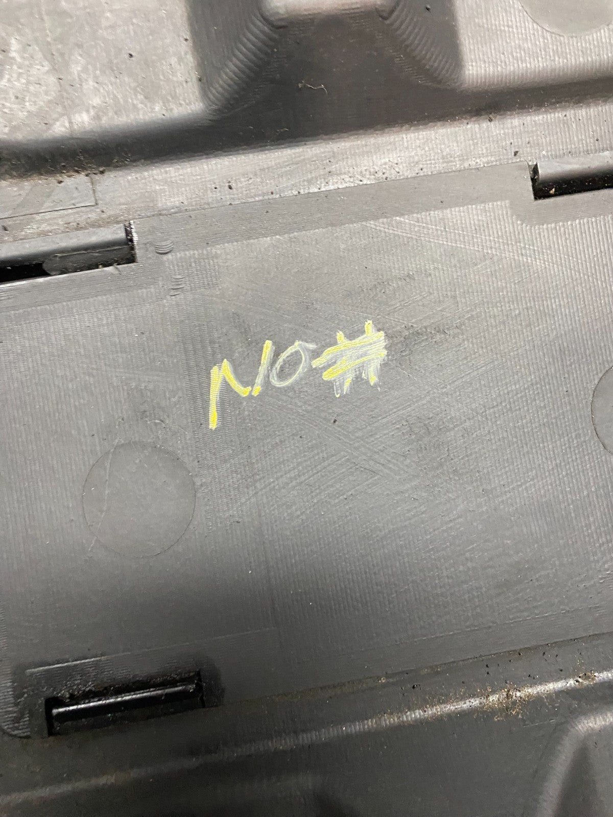 2006 to 2008 Honda Pilot Black Engine Cover OEM 3.5L W5652 DG8