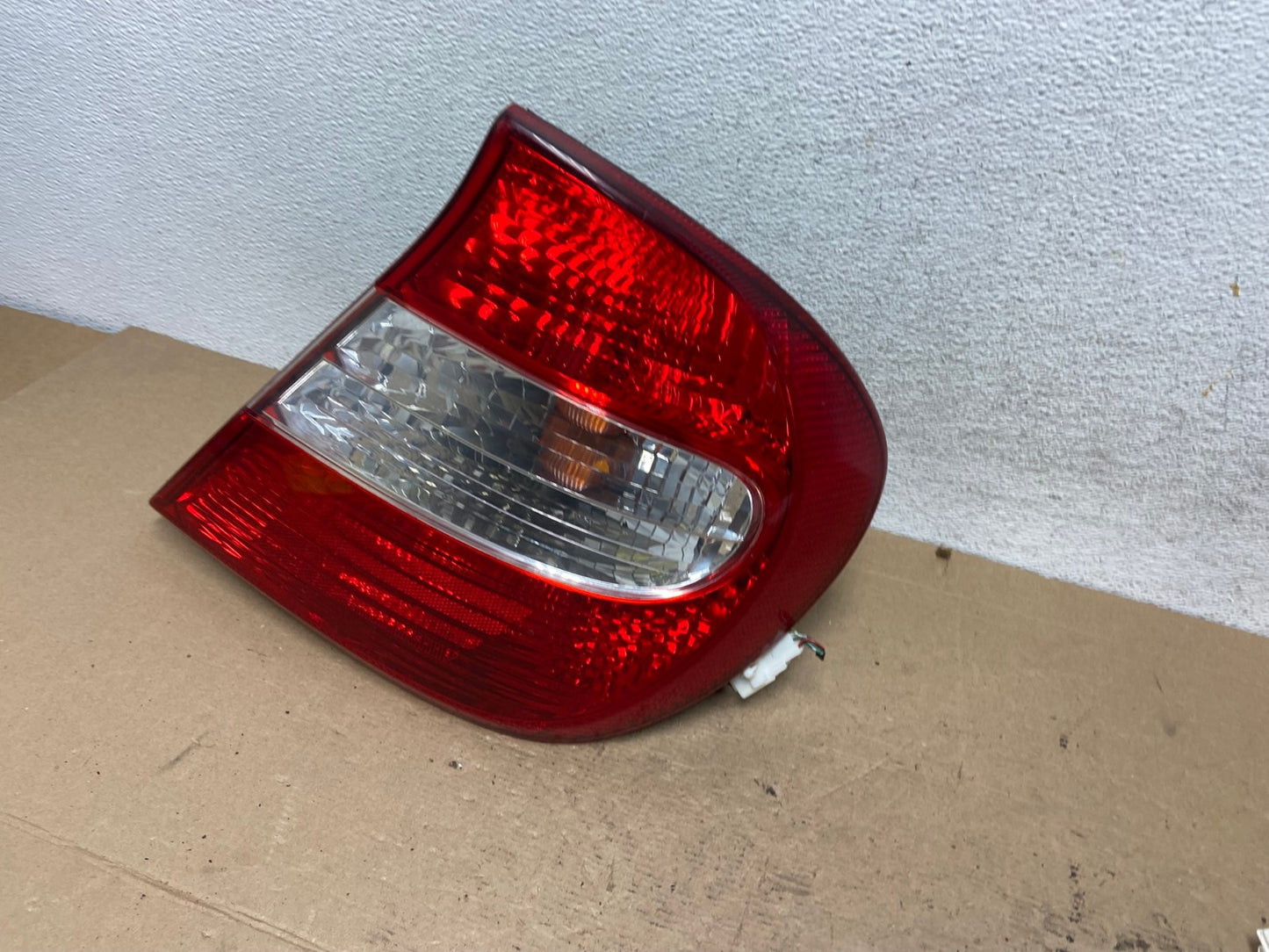 2002 2003 2004 Toyota Camry Tail Light Right Passenger Rh Side AF4879 LK1