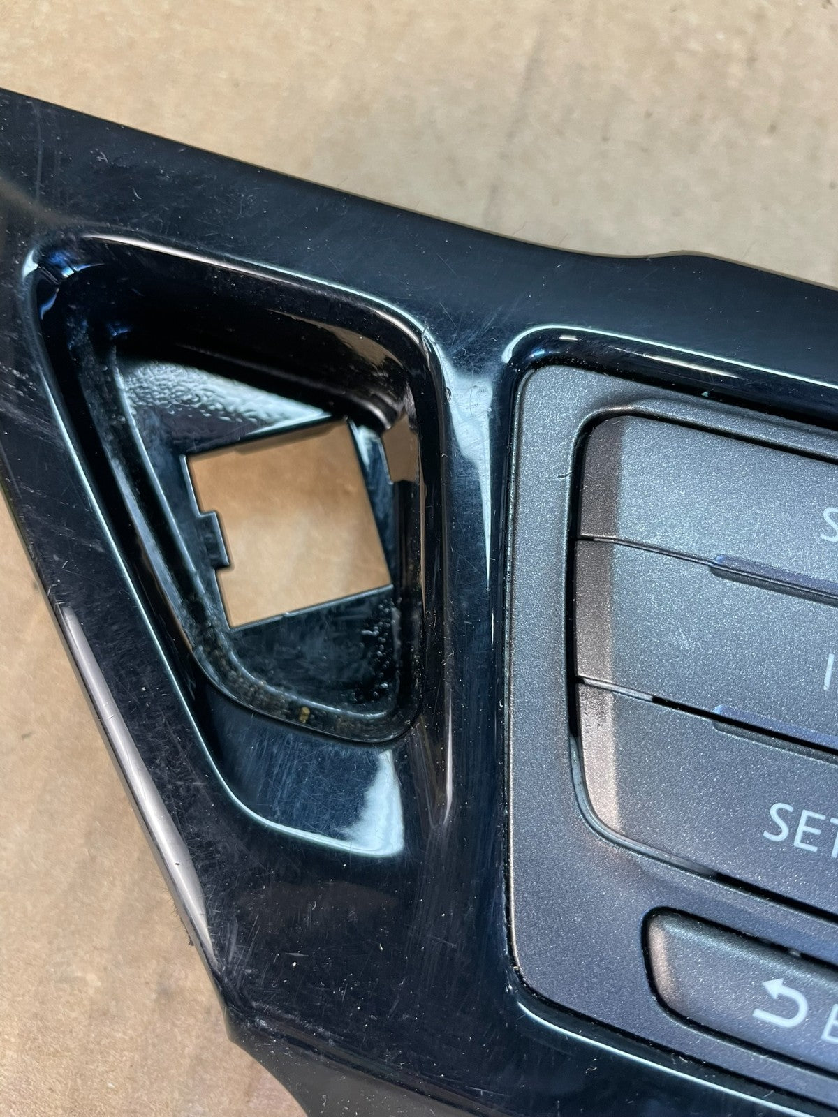 2013 to 2015 Nissan Pathfinder Information Display Control AF3646 DW3