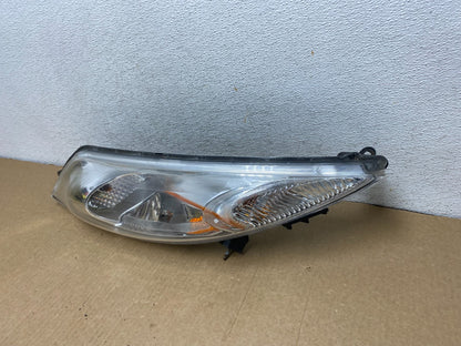 2011-2014 Nissan Juke Turn Signal Headlight Right Passenger RH Halogen AG1994 DW1
