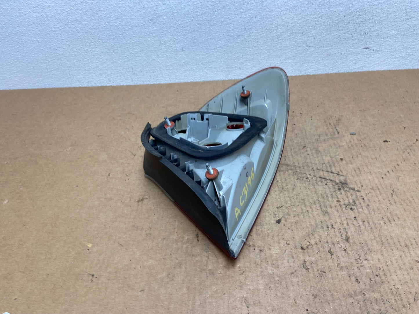 2002 -  2005 BMW 3 E46 Series Coupe Left Driver Side Lh Tail Light AC3196 DG4