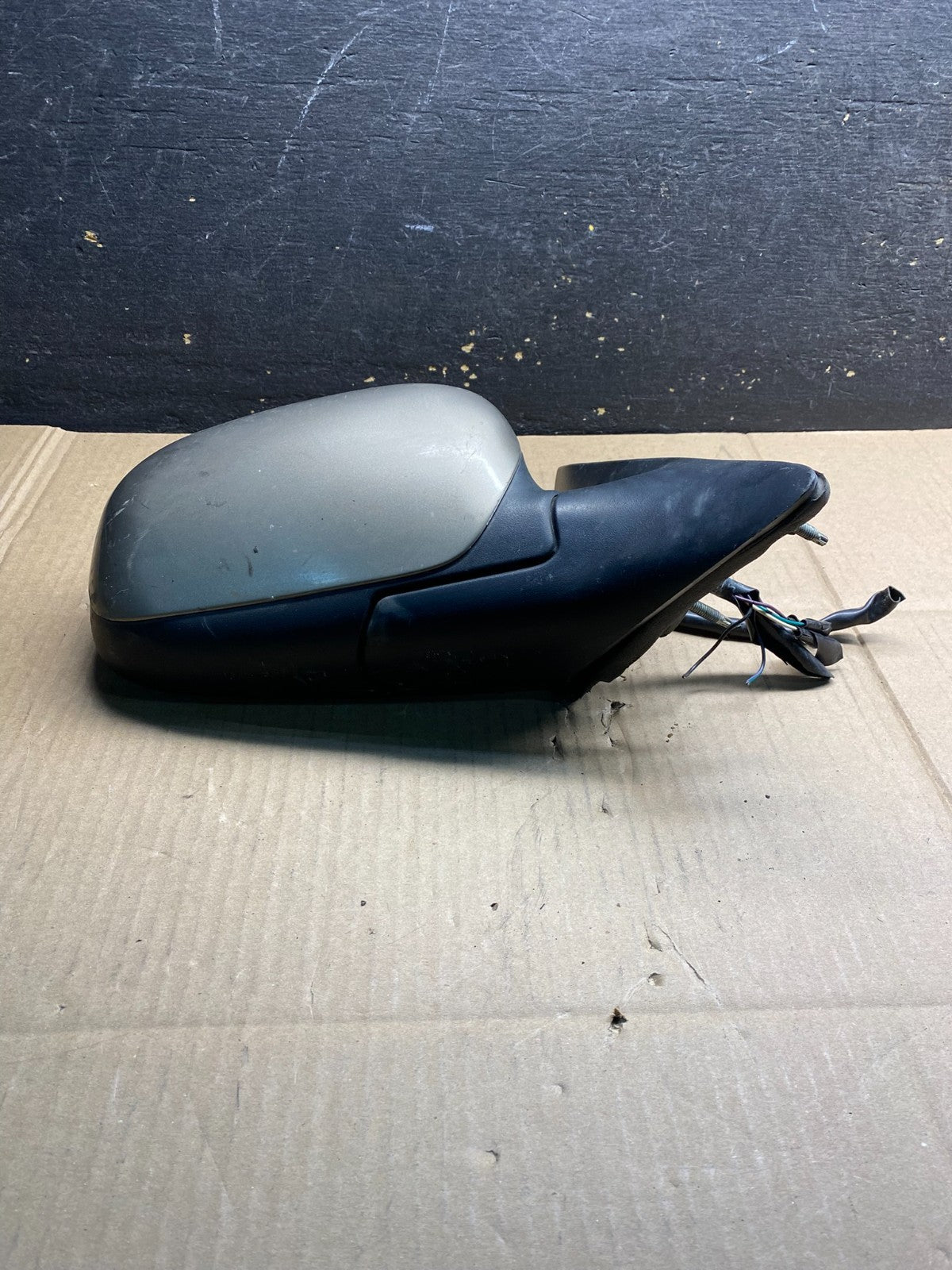 2003 - 2011 Ford Crown Victoria Right Passenger View Door Mirror OEM AB0501 MS3