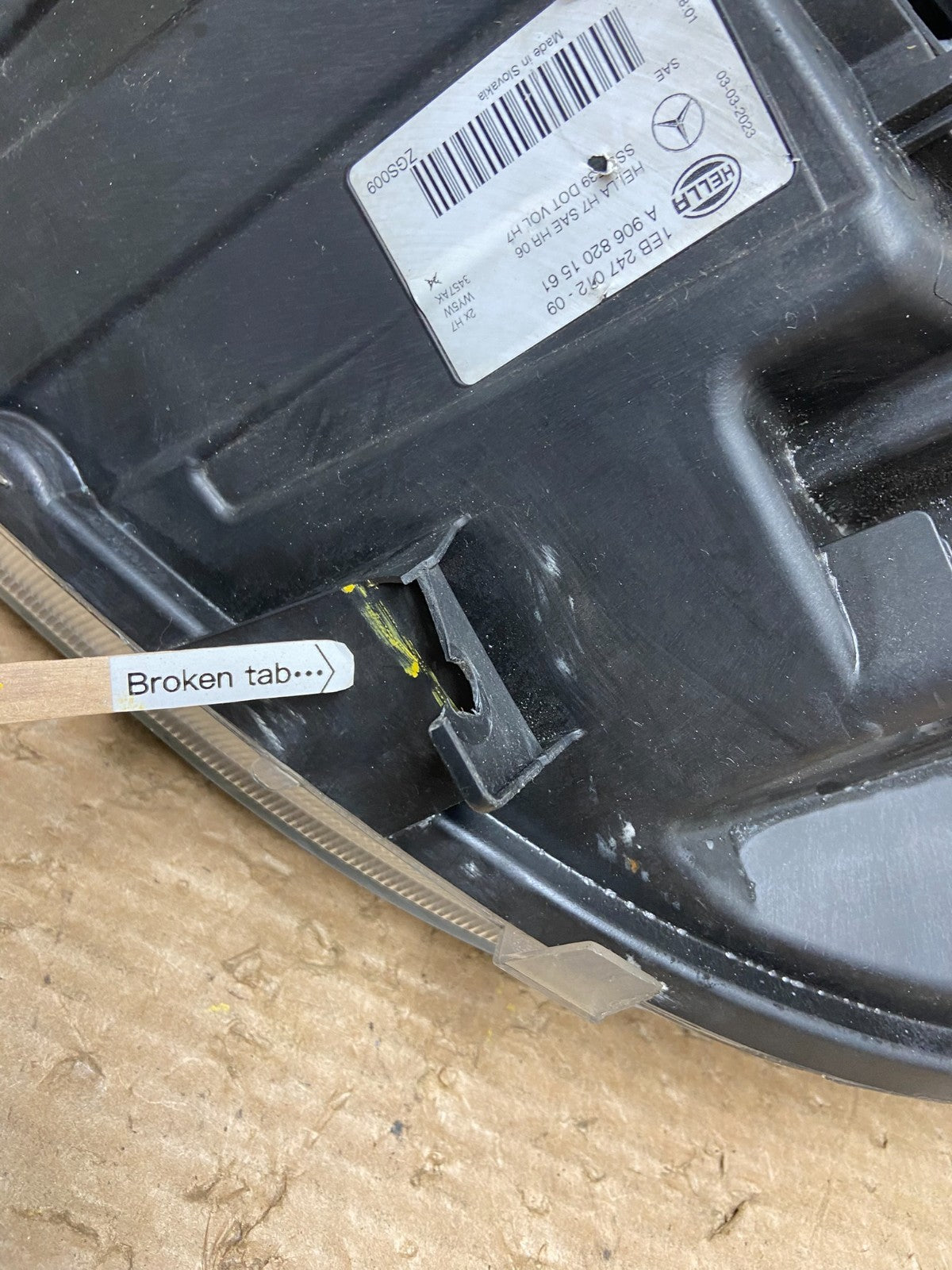 2007 to 2013 Mercedes Sprinter Headlight Left Driver Side Halogen Oem Z3655 DW3