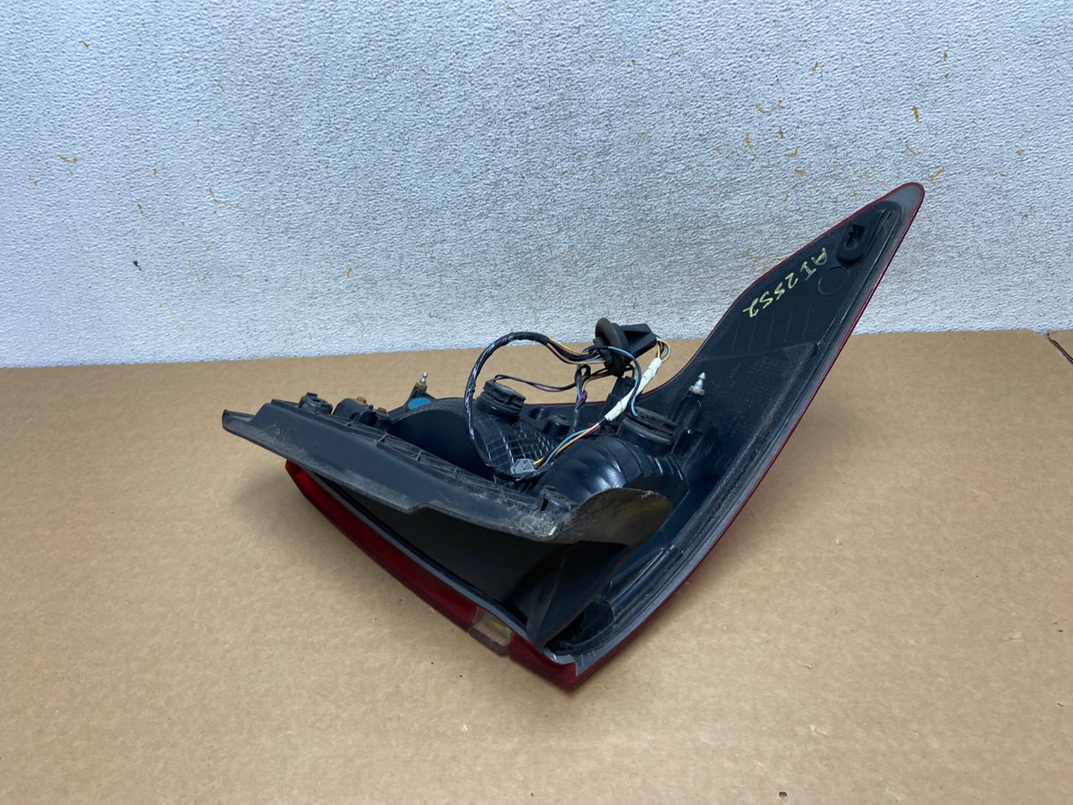 2011 2012 2013 2014 2015 Ford Explorer Right Passenger RH Tail light AI2552 LK4