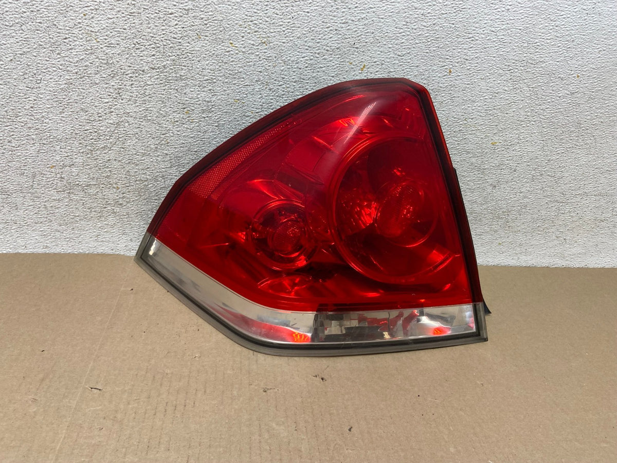 2006 to 2012 Chevrolet Impala Left Driver Lh Side Tail Light AH6672 LK0