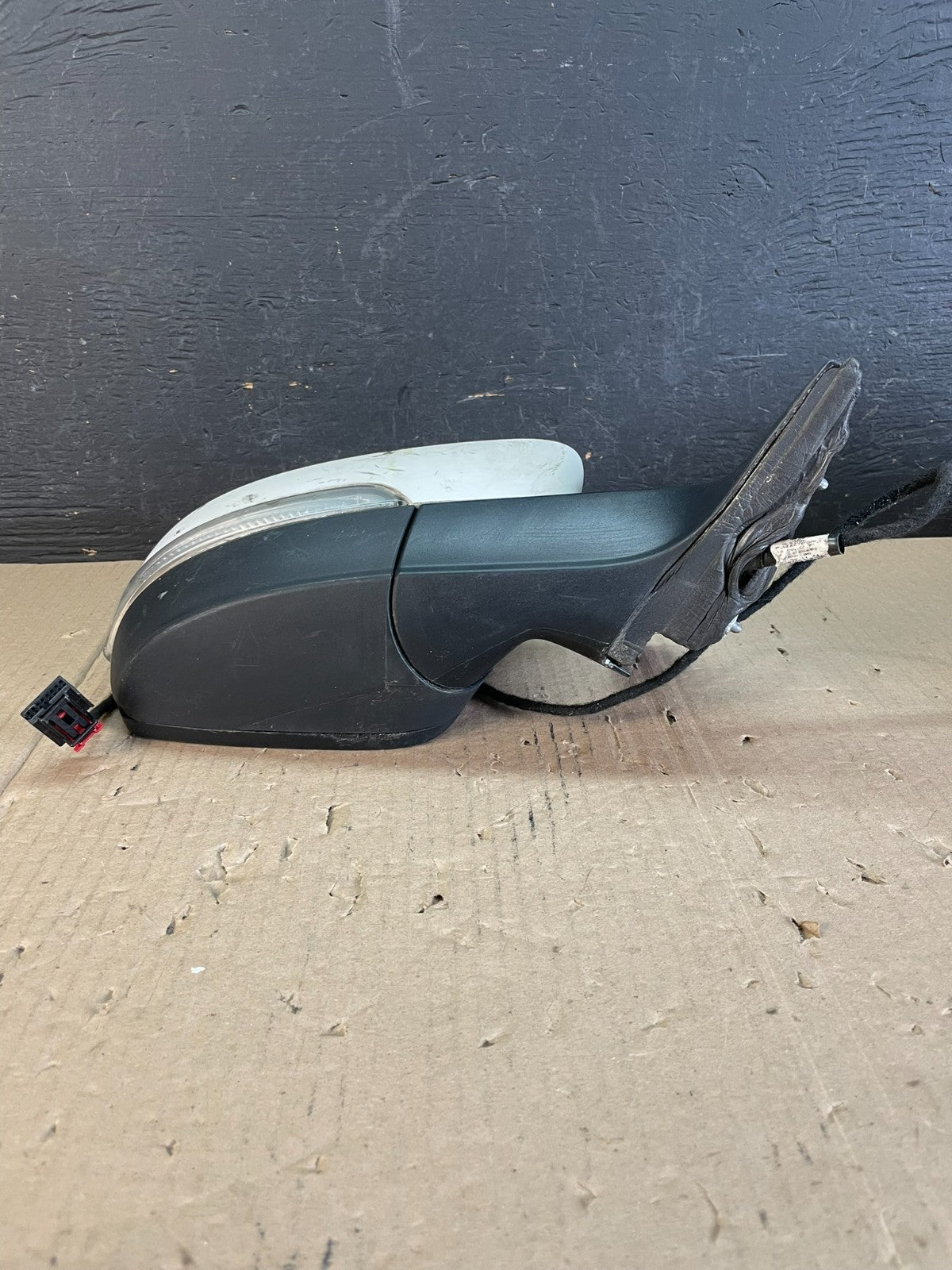 2012-2015 Volkswagen Passat Right Passenger Sgn Door View Mirror AD8694 DW3