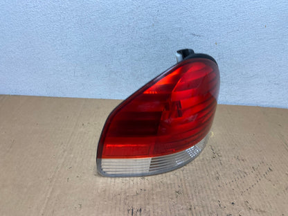 2005 to 2006 Hyundai Santa Fe Left Driver Side Tail Light AD1139 LK2