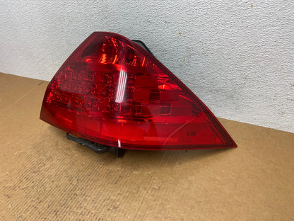 2006 - 2007 Honda Accord Right Passenger Side Tail light AD0468 LK1
