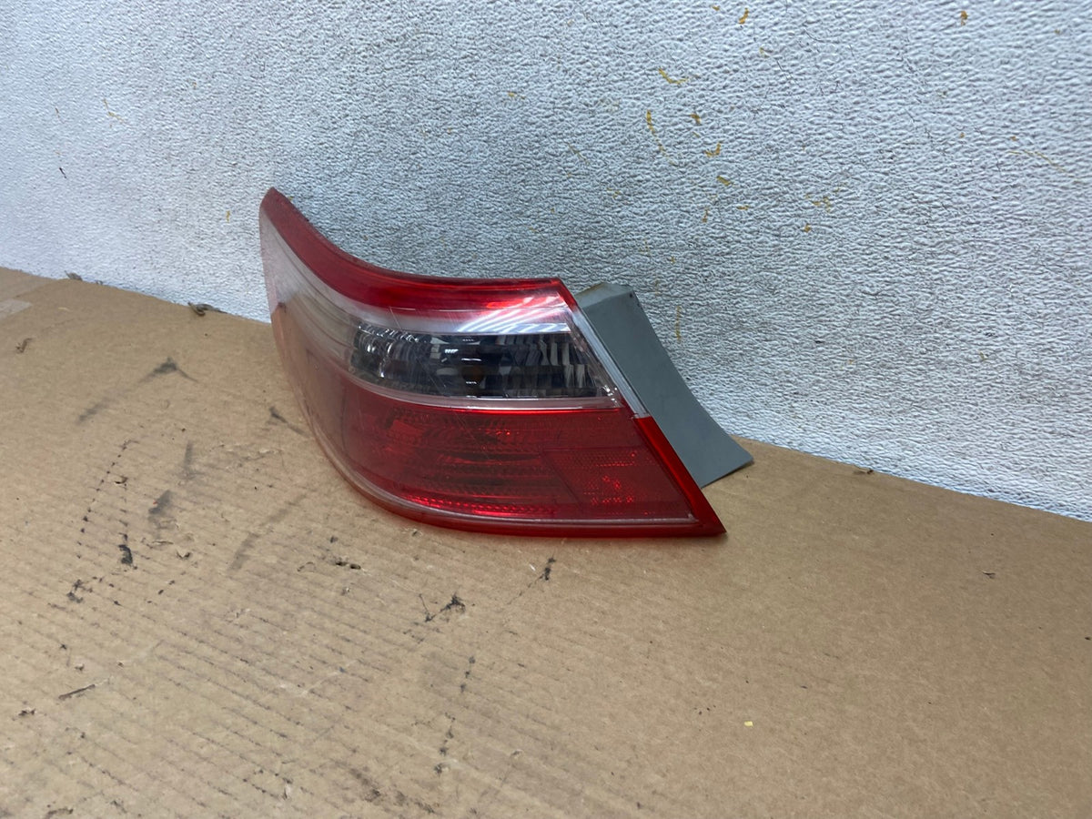 2007 2008 2009 Toyota Camry Left Driver LH Side Tail Light AH4284 LK2