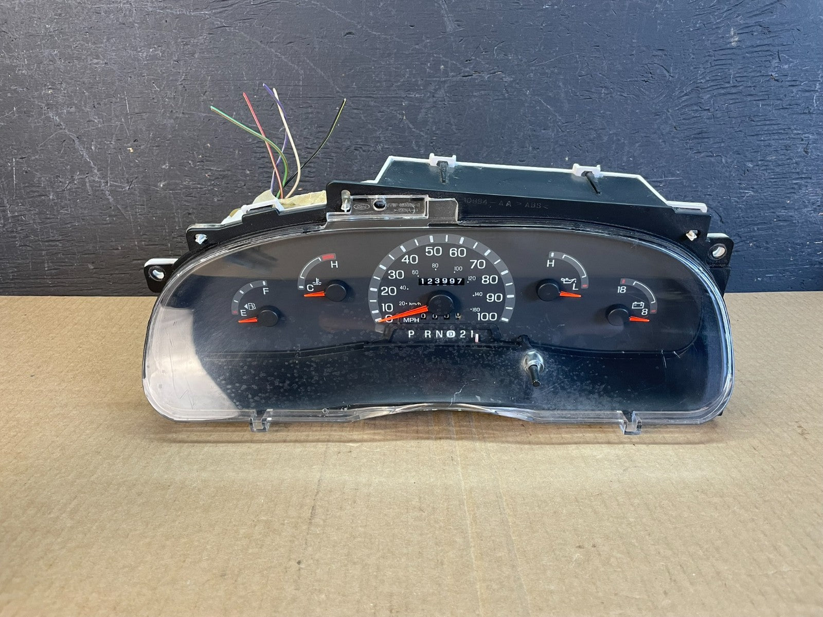 1999 to 2003 Ford E150 E250 E350 VAN Gauge Speedometer Cluster af3578 DG0