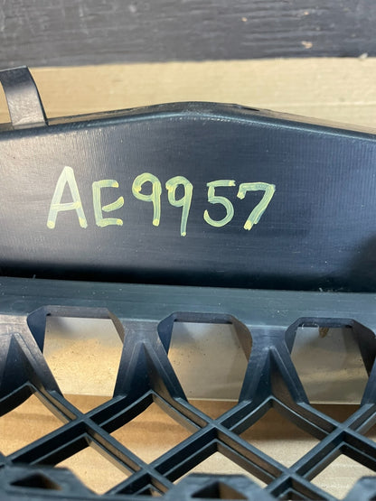 2007 to 2014 Chevrolet Tahoe Suburban Lower Upper Grill Grille Set AE9957 DG5