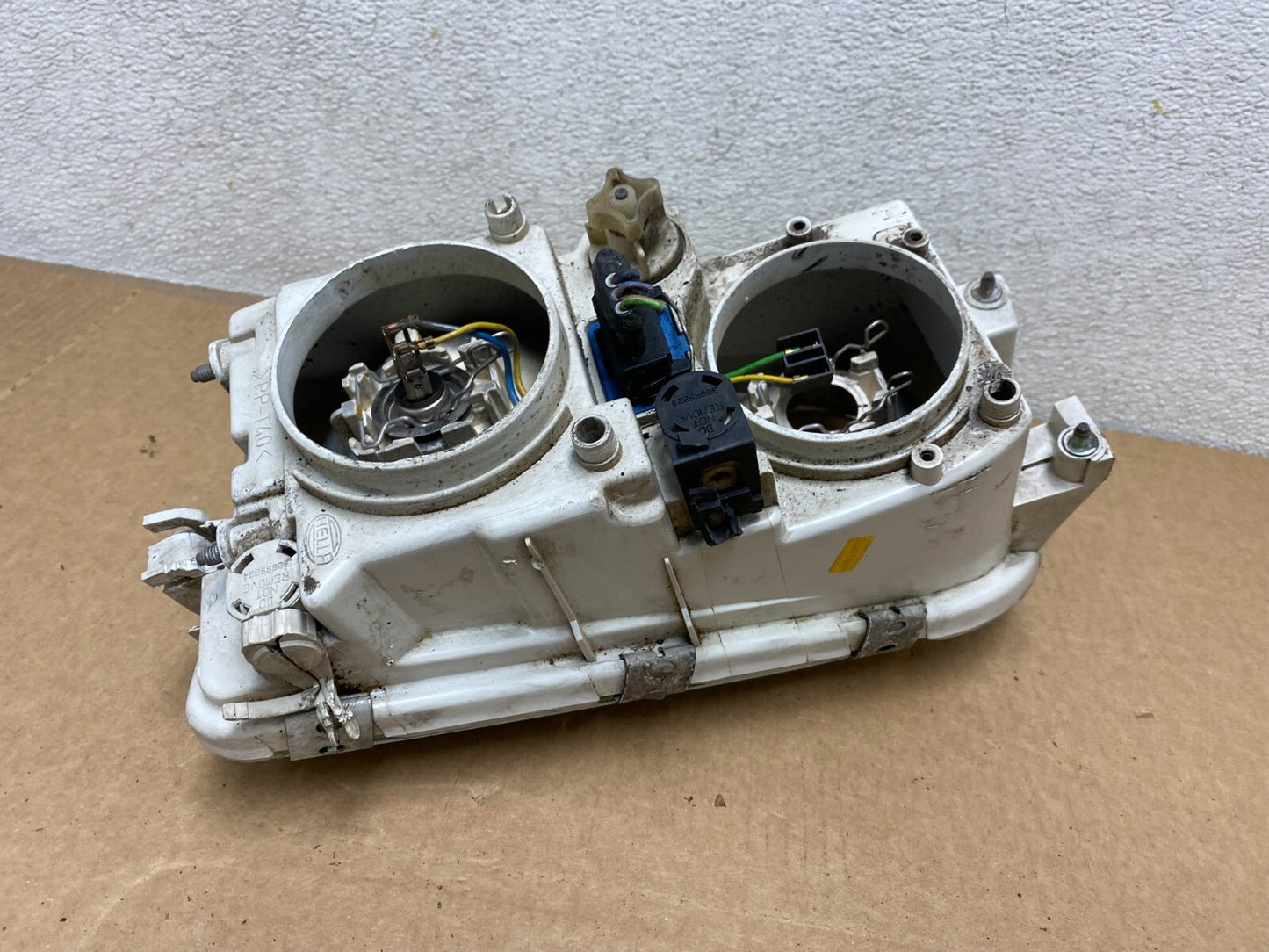 1999 Volvo S40 Right Passenger RH Headlight Oem F8553 DG1 Oem5