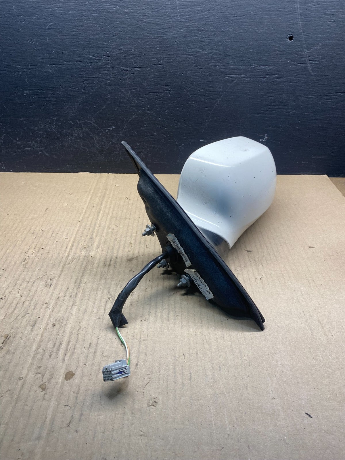 2006 to 2007 Buick Lucerne Left Driver LH Side View Door Mirror OEM AC2402 MS1