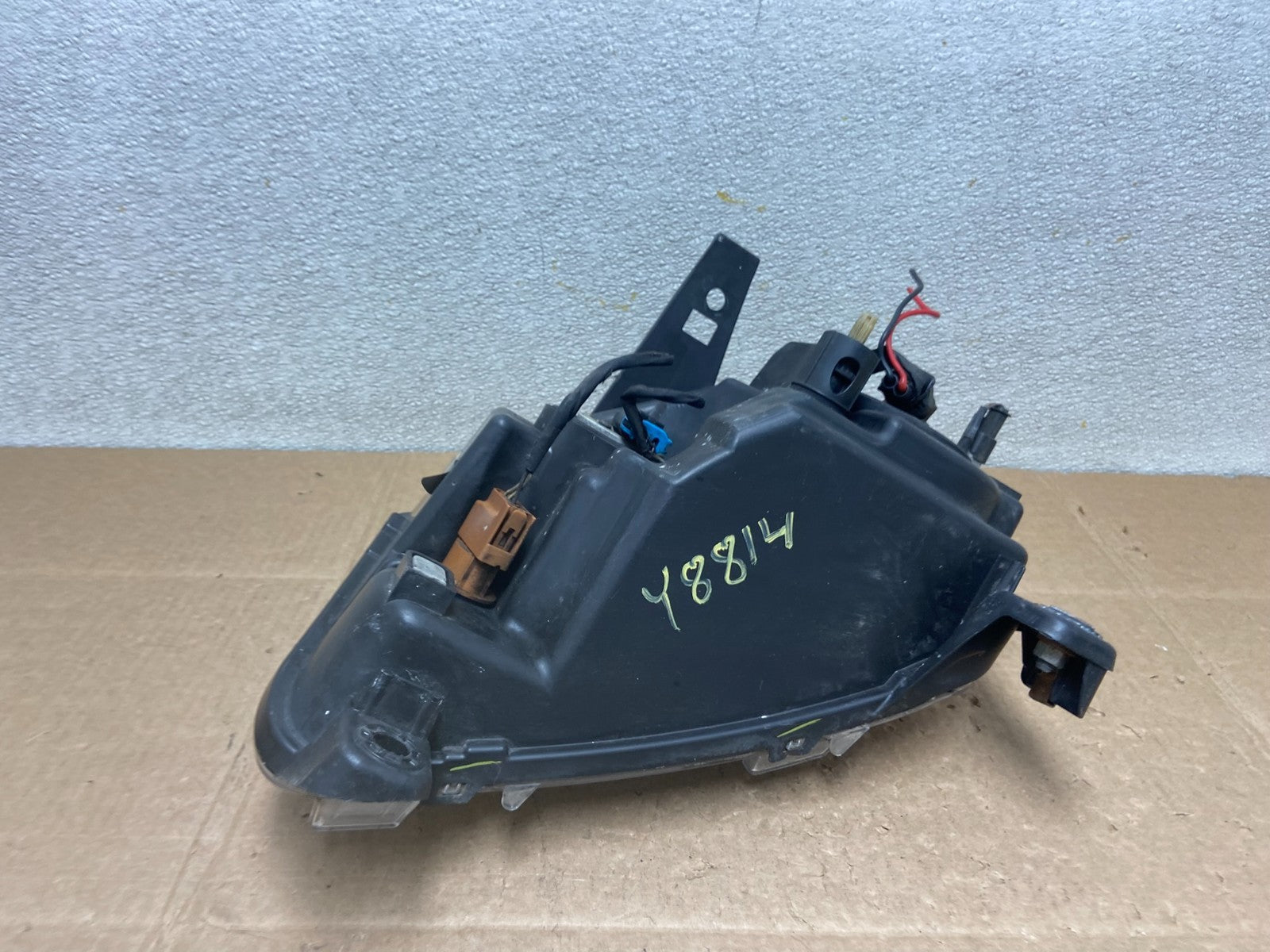 2011-2013 Jeep Grand Cherokee Right Passenger Halogen Headlight Y8814 DW7