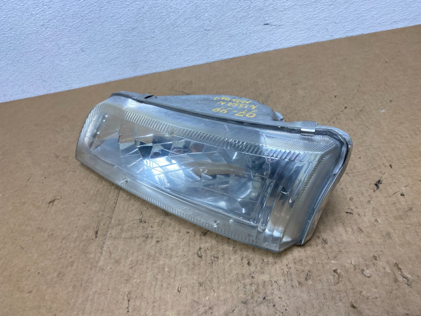 1997 to 1999 Nissan Maxima Left LH Side Headlight Halogen OEM AC3296 DW1