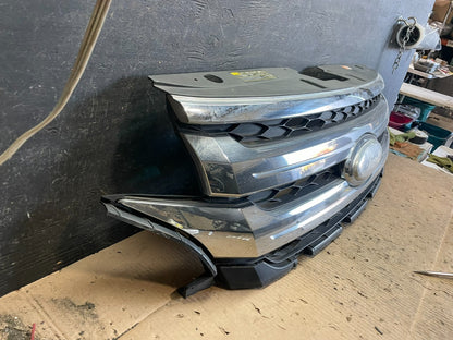 2011 2012 2013 Ford Edge Front Upper Chrome Grille Grill t9661 DG2